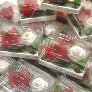 ���[�~���[���o���^�I���@White��Red